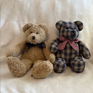 Set-of-2 Vintage 1991-1994 Boyds Collection Ltd “Bears in the Attic” Collection